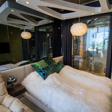 Poets Garden * Budapest