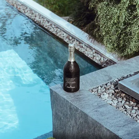 Poets Garden Vila Budapešť